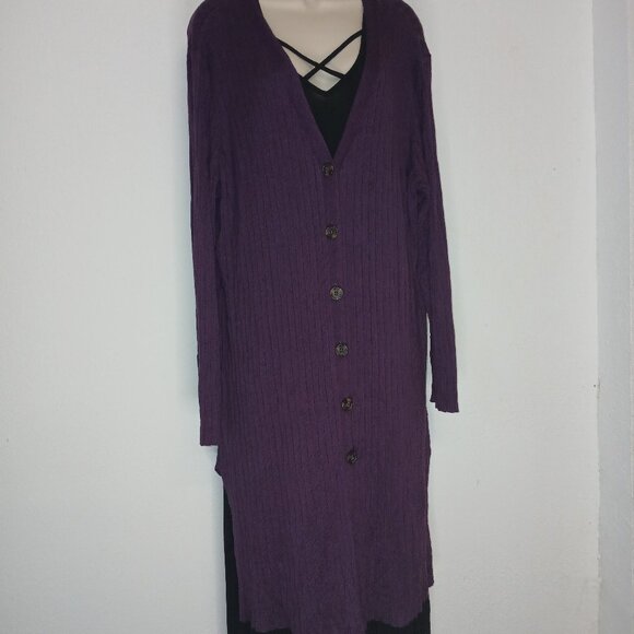 Time and Tru Sweaters - UGC Time & Tru Maroon Long Button down sweater size 20